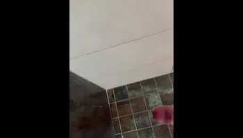 Huge load in shower by swedish guy