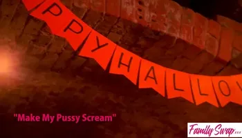 Chloe Temple & Millie Morgan - Swapfamily Orgasm Halloween Night -S8:E2