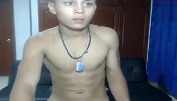 Latino Cam 001
