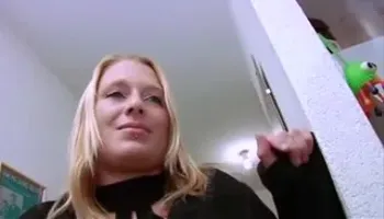 Avid french whore