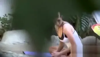 Voyer Temptress Excels In Her 10-pounder Servicing Skills