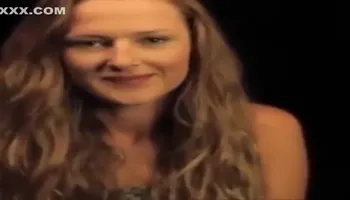 Women kissing screen