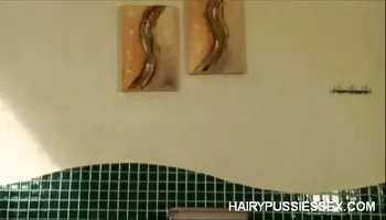 Leia Exposes Her Thick Bush