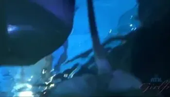 Megan Sage gets creampied after fingering in the car