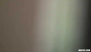 Mariah Mars is a very passionate blonde