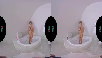 VRHUSH Rebecca Volpetti is ready to drain your cock