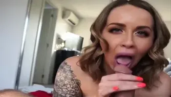 Sexy babe deepthroat her boyfriend''s big cock hardcore