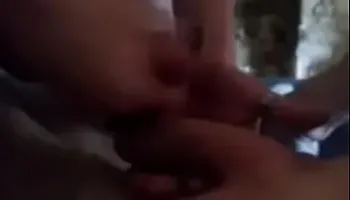 Je jouis sur sa queue
