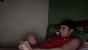 jugando en mi cuarto