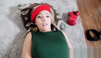 Mofos - I Know That Girl - Video Game Cosplay Fuck starring