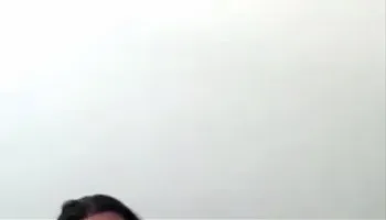 ANG GIRLFRIEND KO AY MARUNONG UMUNGGAL HABANG NAGMASTURBA